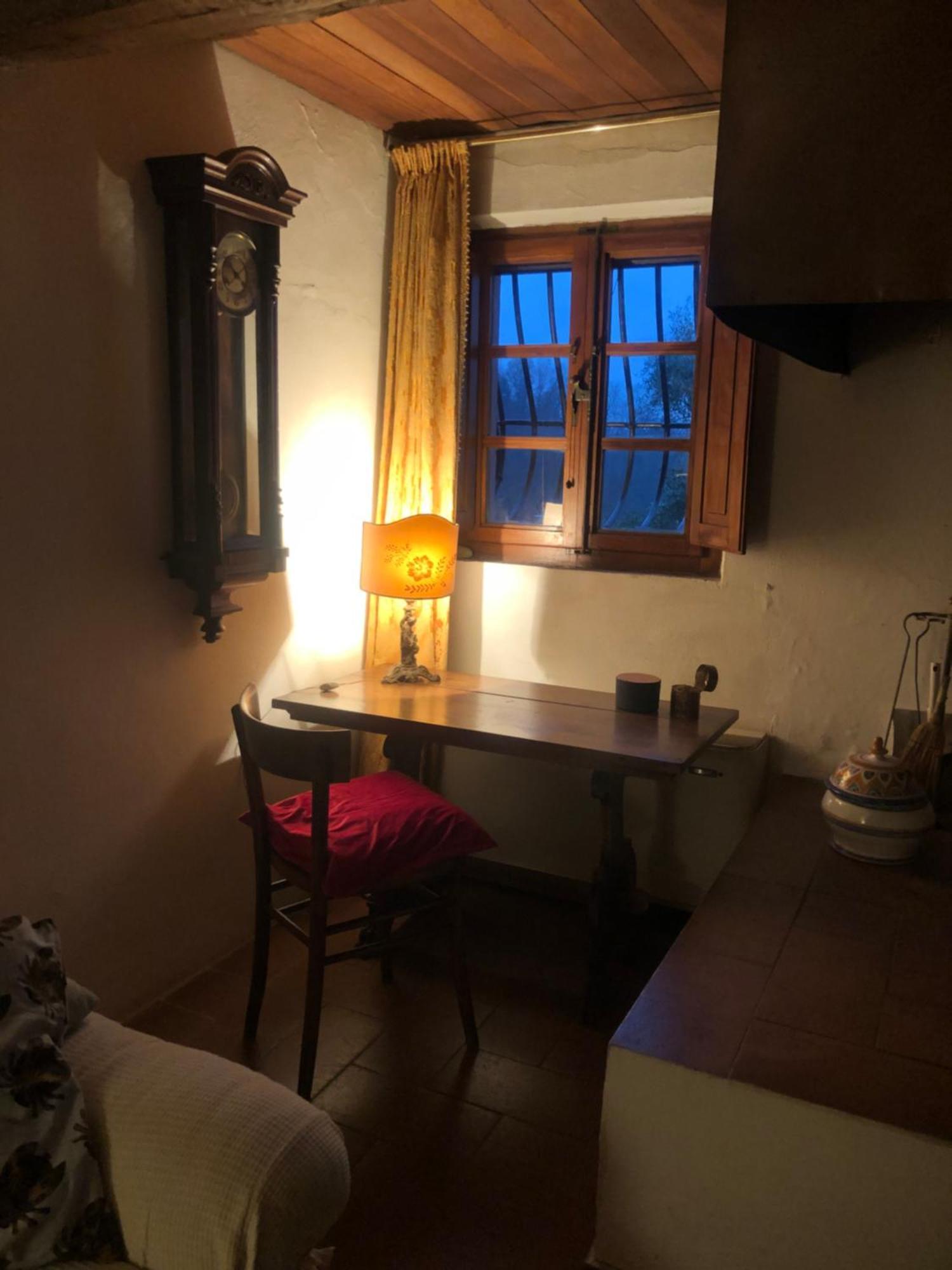 La Casa Nel Bosco Villa Lari Екстериор снимка